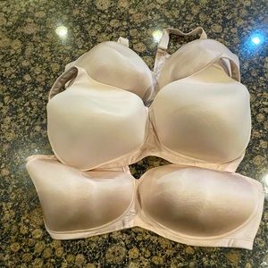 3 Vanity Fair Bras 42DDD